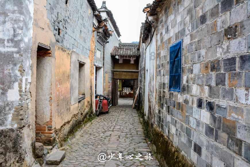 来一串冰糖葫芦 开开心心过大年